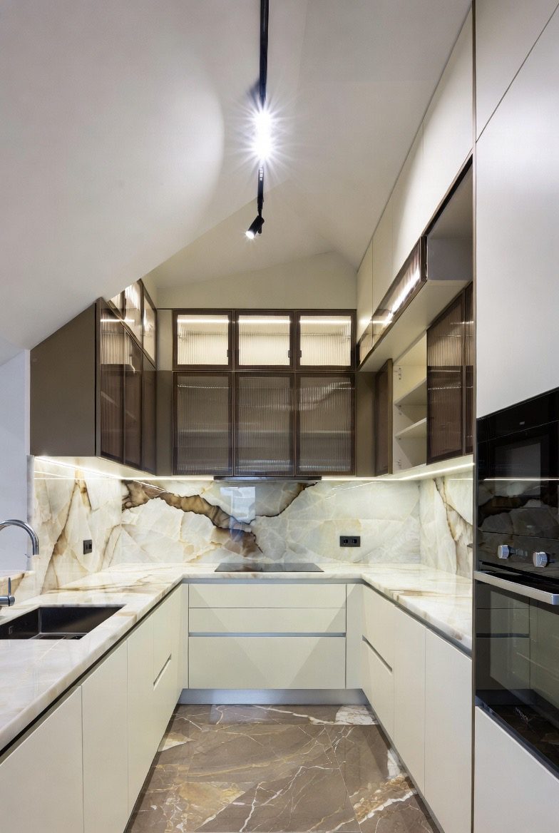 Modular kitchen renovation in South Delhi by Re:Room